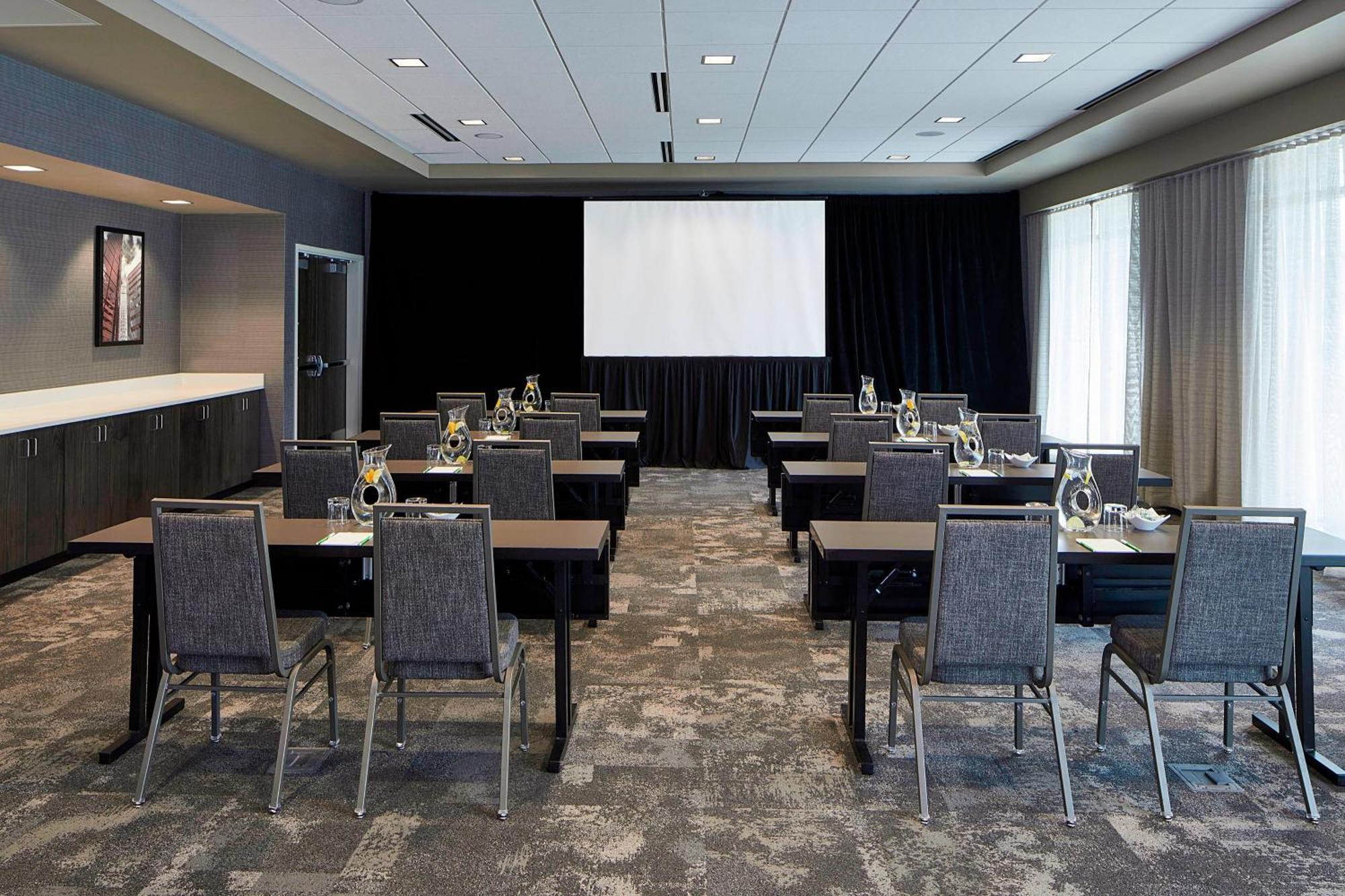 Courtyard By Marriott Minneapolis West Saint Louis Park Exteriér fotografie